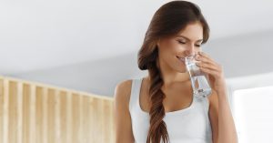 Water helps because it tightens and restores the elasticity of the skin,